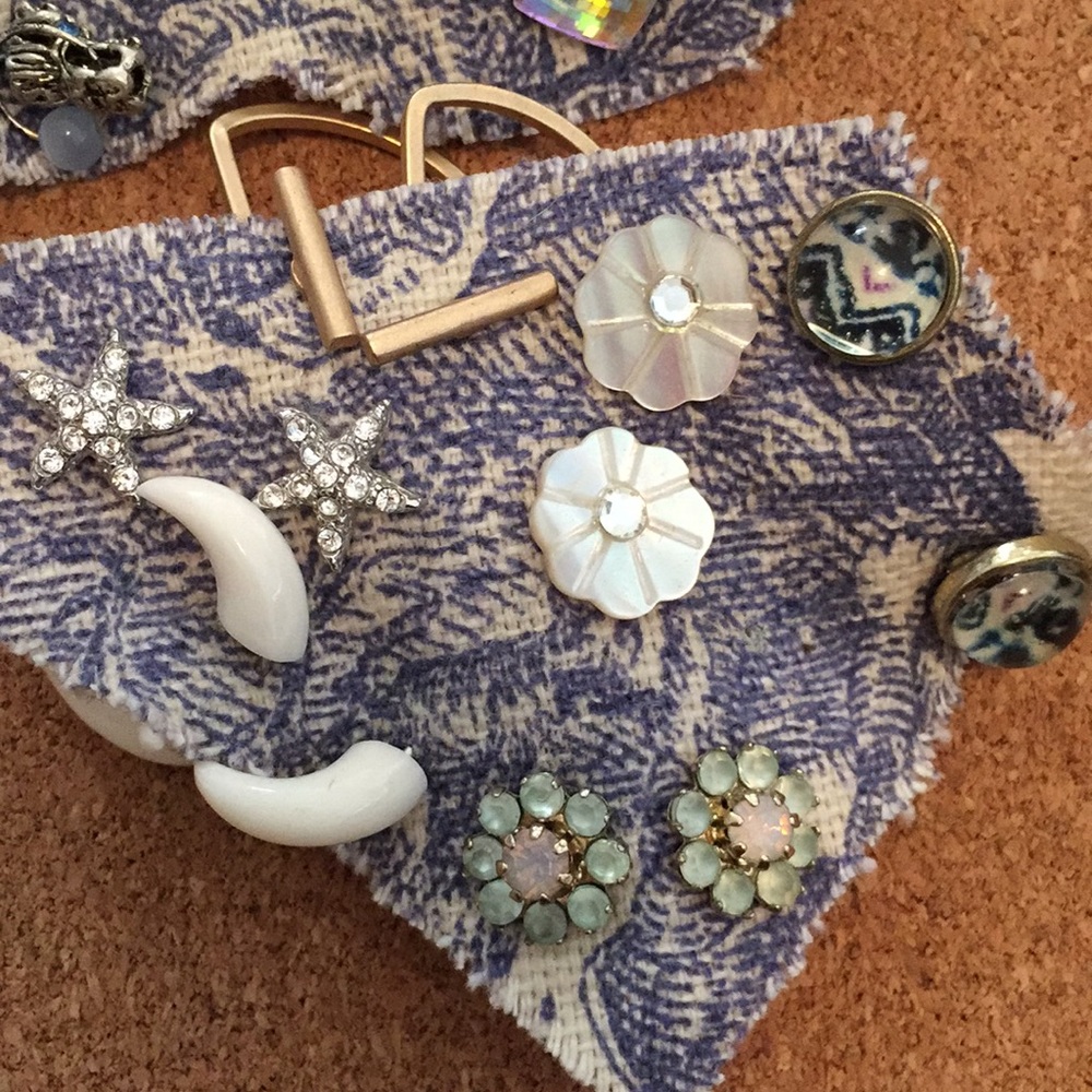 Earring bundle - Picture 2 of 4